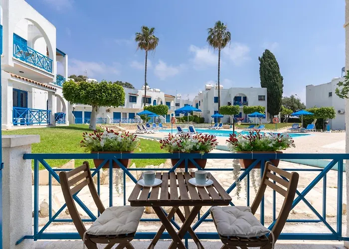 Sea Breeze 1-BR Apt in Pyla