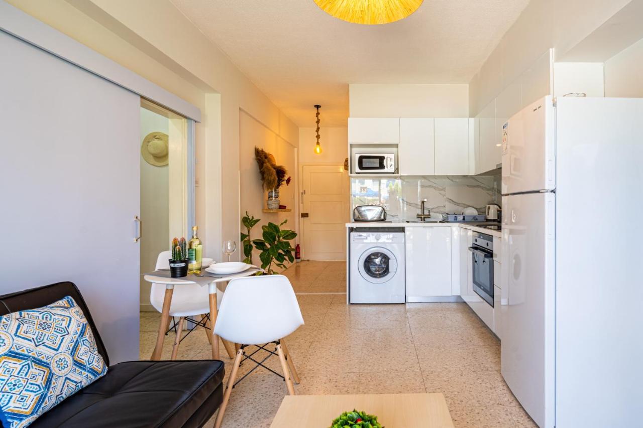 Apartment Sea Breeze 1-br In Pyla